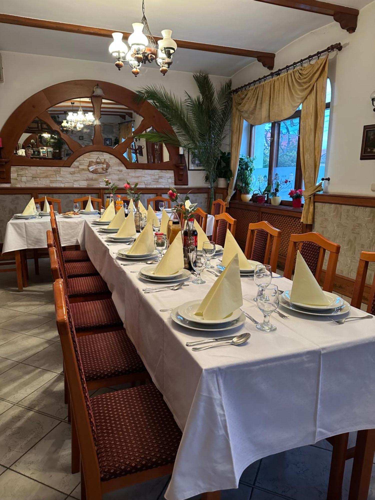 Campsite Park Hedervar
